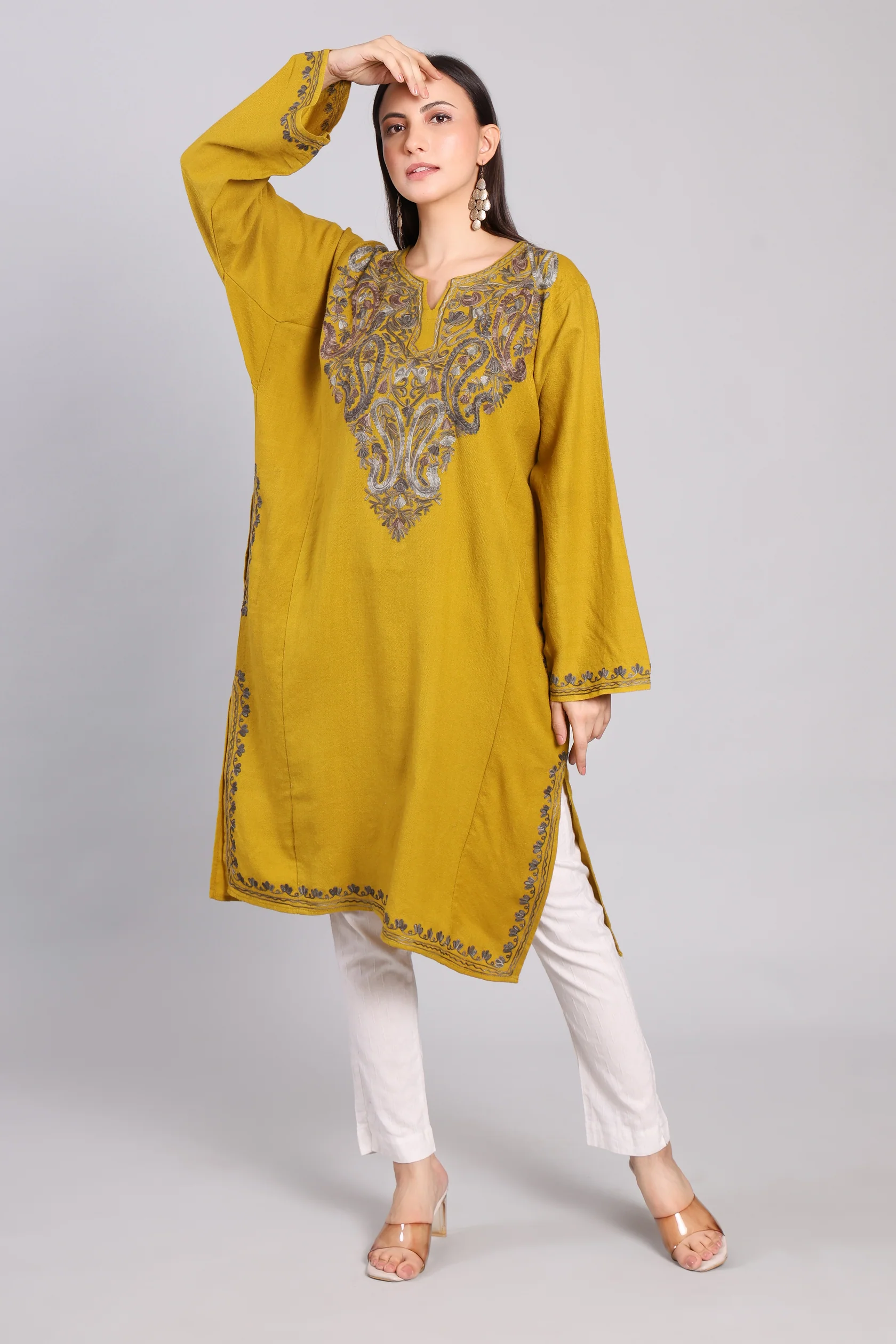 Kashmiri Pherans & Shawls